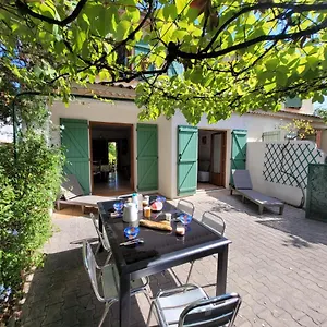  Hébergement de vacances 78 M2 - Au Chant Des Cigalous France